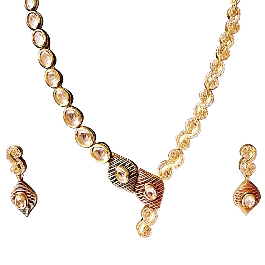 ARU Necklace Set - UNIQUE COMBINATION OF AMERICAN DIAMONDS AND STONE SETTING