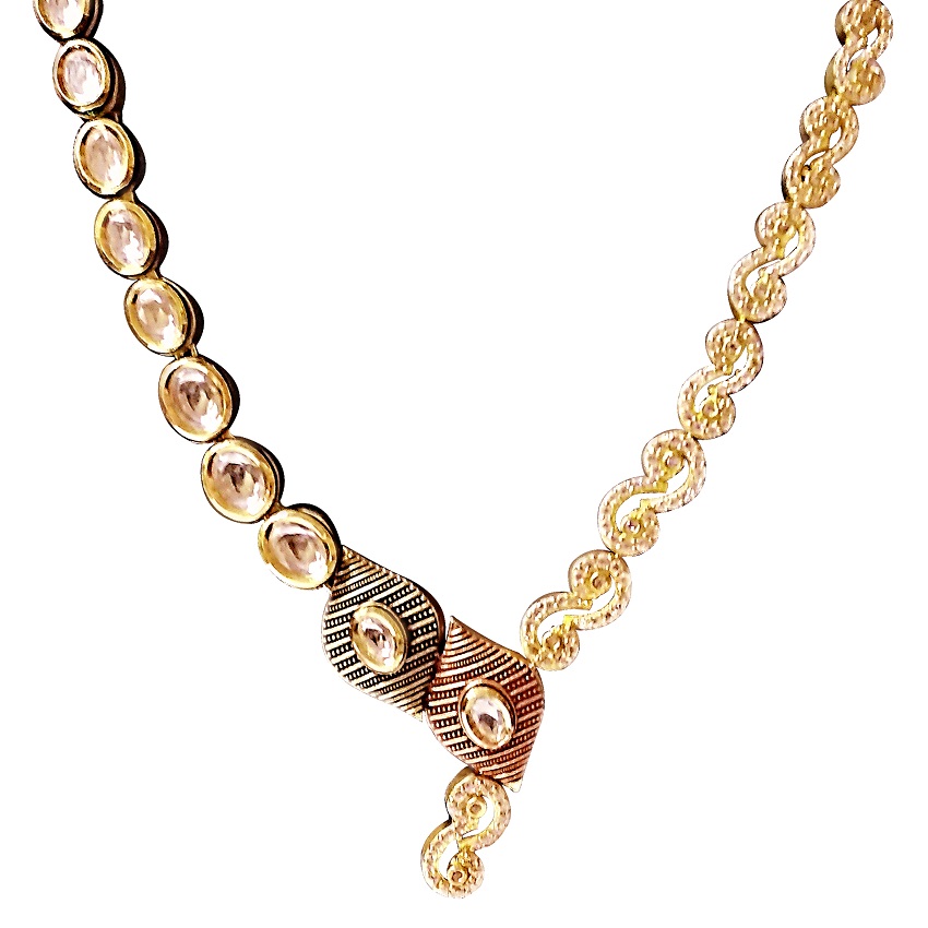 ARU Necklace Set - UNIQUE COMBINATION OF AMERICAN DIAMONDS AND STONE SETTING